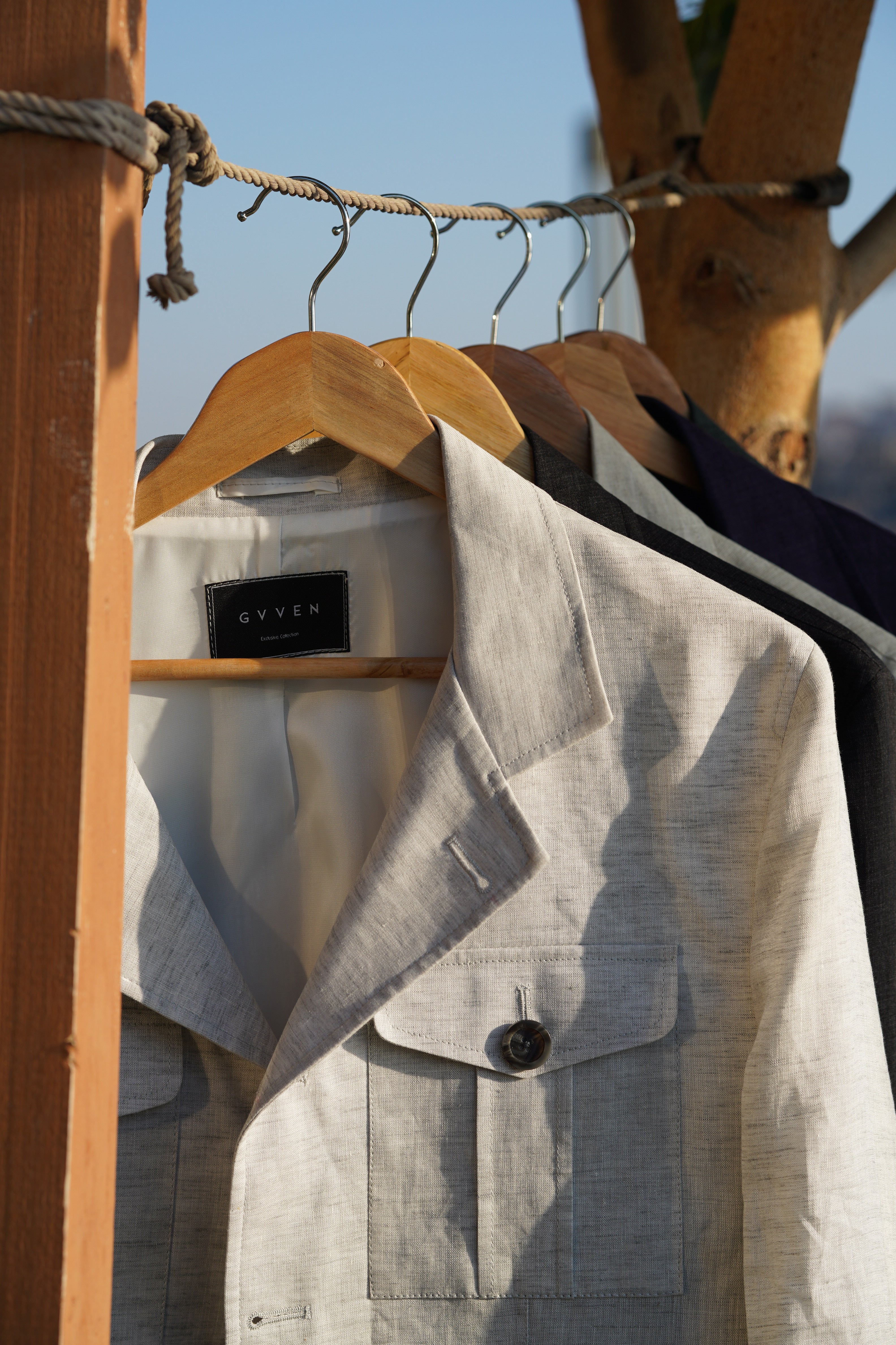 Amalfi Safari Charcoal